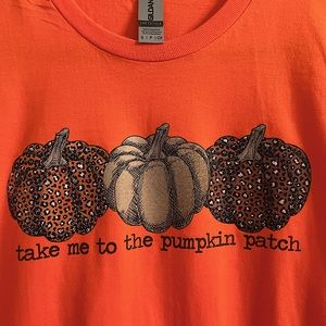 Womens pumpkin T-shirt